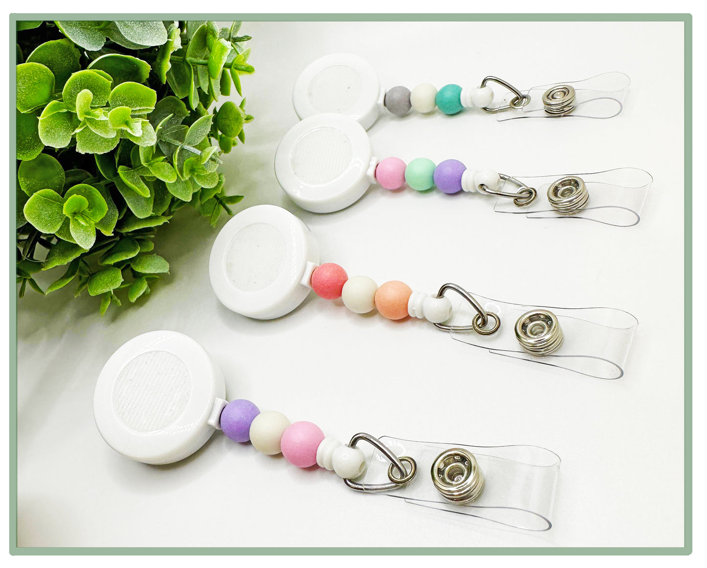 Interchangeable Bead Badge Reel / Hook & Loop